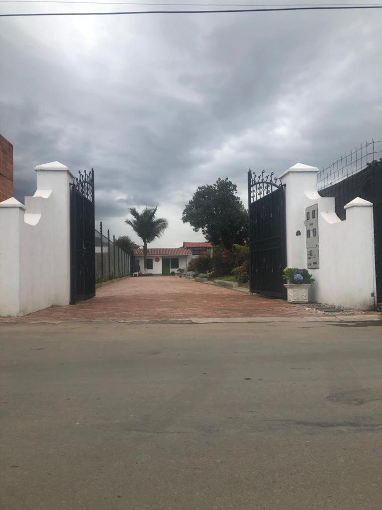 Cabanas Villa Isabel Cajica Exterior photo